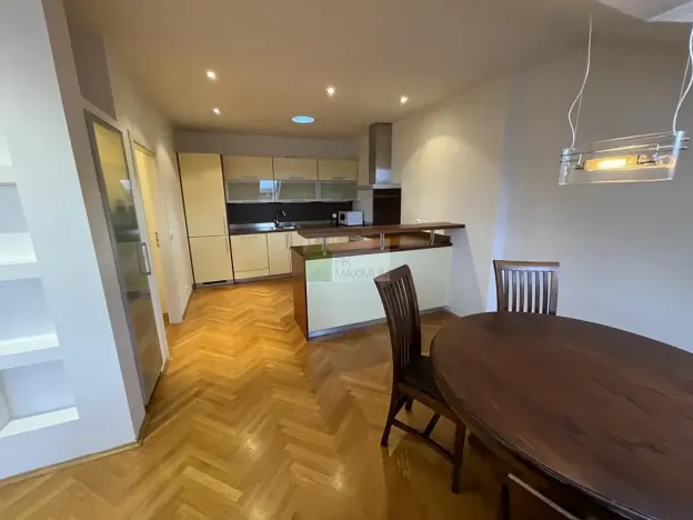 Prodej bytu 3+kk, Praha - Podolí, Levá, 150 m2