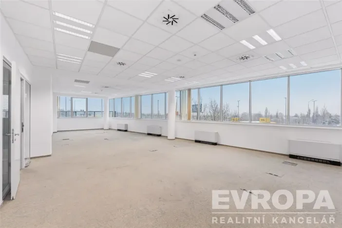 Pronájem kanceláře, Praha - Nusle, Doudlebská, 250 m2