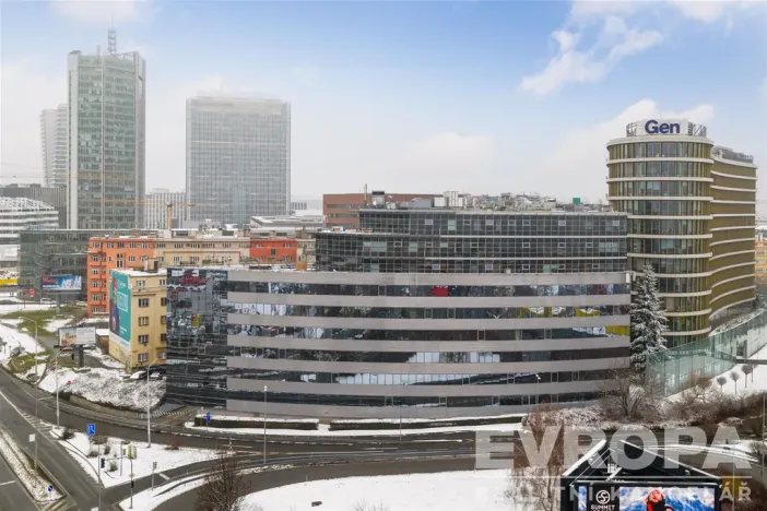 Pronájem kanceláře, Praha - Nusle, Doudlebská, 250 m2