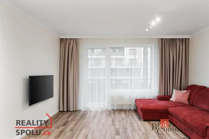 Prodej bytu 2+kk, Praha - Strašnice, Zvěřinova, 59 m2