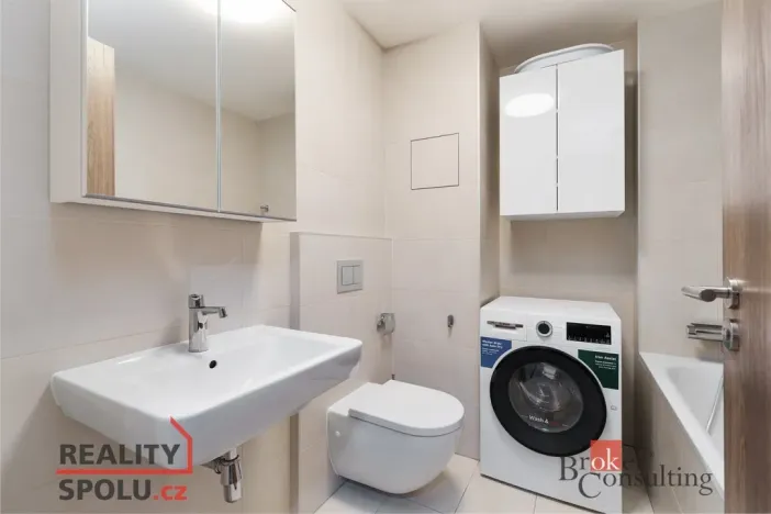 Prodej bytu 2+kk, Praha - Strašnice, Zvěřinova, 59 m2