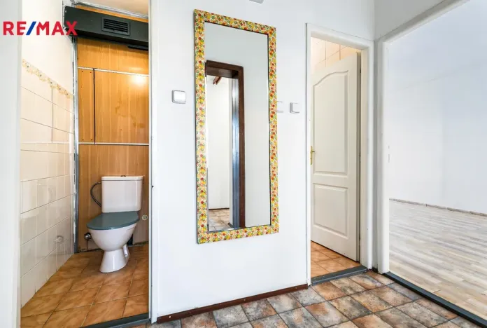 Pronájem bytu 3+1, Praha - Kobylisy, Famfulíkova, 67 m2