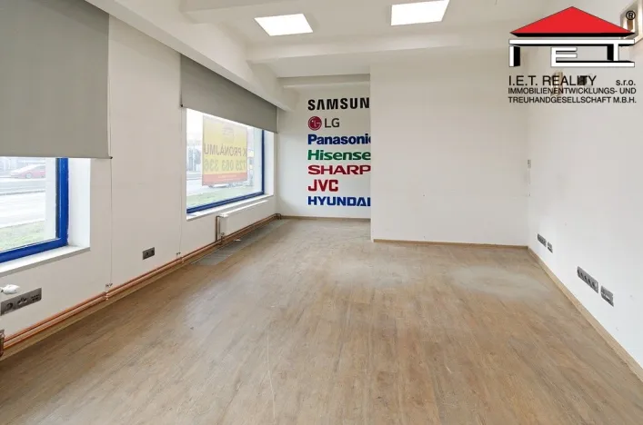 Pronájem obchodního prostoru, Praha - Hloubětín, Poděbradská, 115 m2