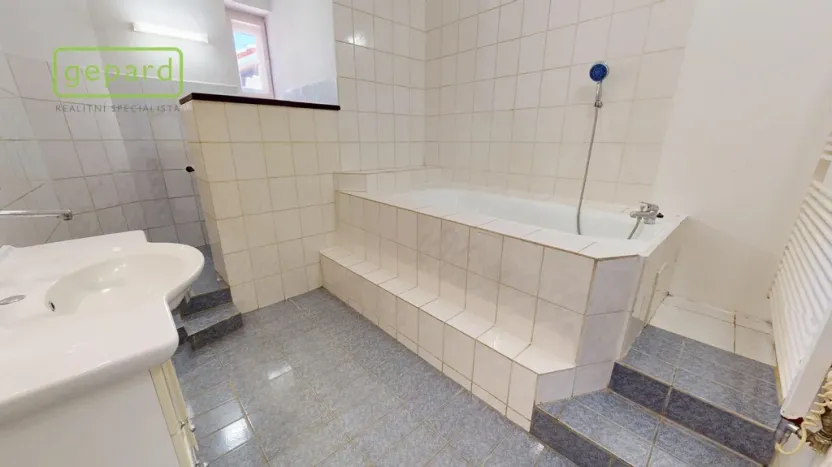 Prodej atypického bytu, Ústí nad Labem - Ústí nad Labem-centrum, Králova výšina, 104 m2