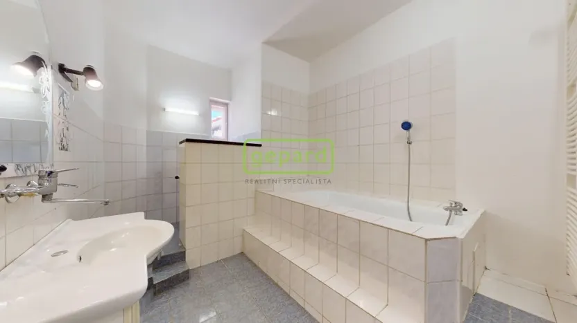 Prodej bytu 3+1, Ústí nad Labem - Ústí nad Labem-centrum, Králova výšina, 104 m2