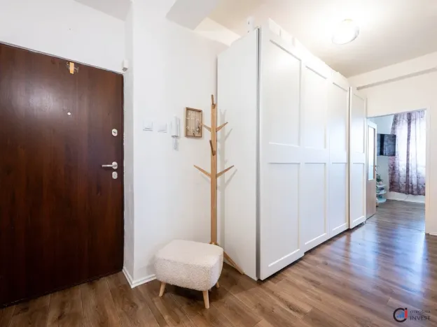 Prodej bytu 3+1, Pardubice - Zelené Předměstí, Benešovo náměstí, 78 m2