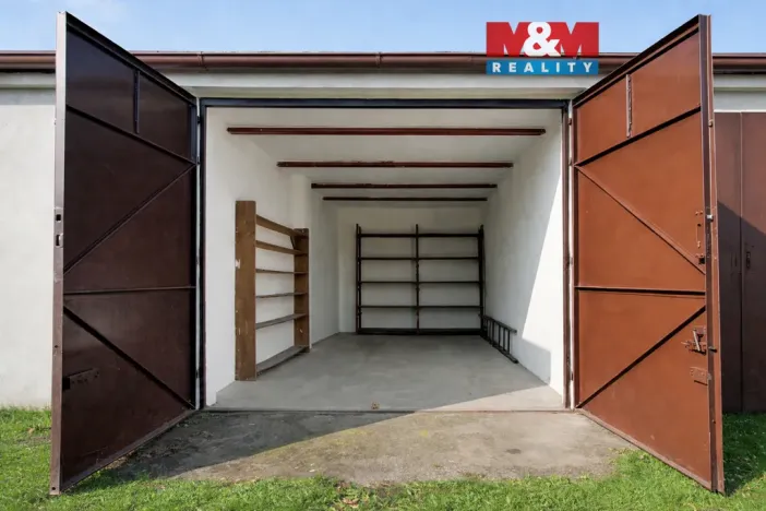 Prodej garáže, Praha - Čakovice, 19 m2