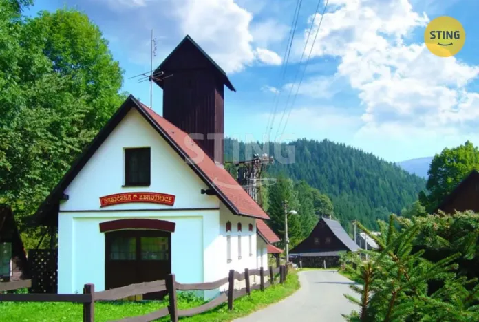 Prodej pozemku, Ostružná, 2445 m2