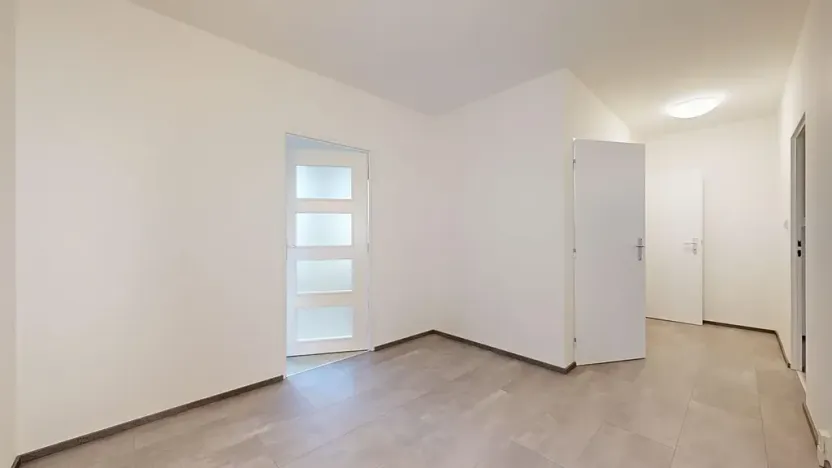 Pronájem bytu 3+1, Praha - Střížkov, Děčínská, 87 m2