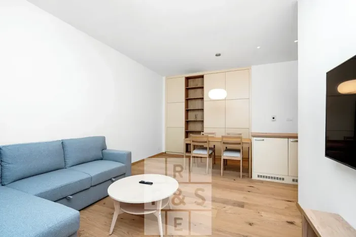 Pronájem bytu 2+kk, Praha - Vršovice, Krymská, 49 m2