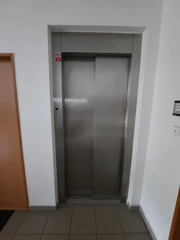 Pronájem bytu 2+kk, Praha - Michle, Jihlavská, 52 m2