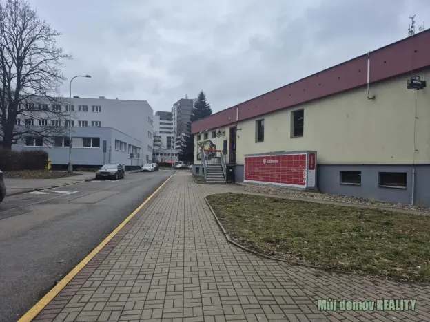 Pronájem restaurace, Praha - Letňany, 124 m2