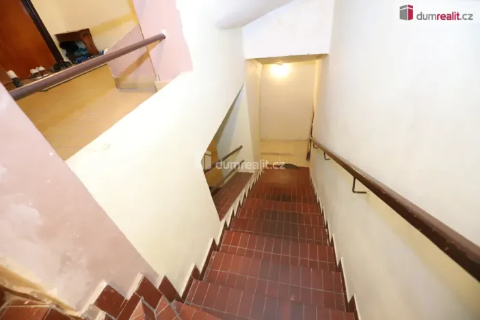 Prodej bytu 3+1, Cheb, Hradební, 52 m2