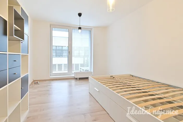 Pronájem bytu 1+1, Hovorčovice, U Špýcharu, 24 m2