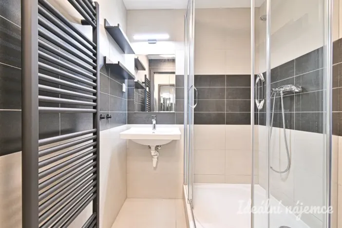 Pronájem bytu 1+1, Hovorčovice, U Špýcharu, 24 m2