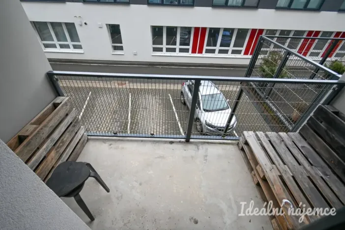 Pronájem bytu 1+1, Hovorčovice, U Špýcharu, 24 m2