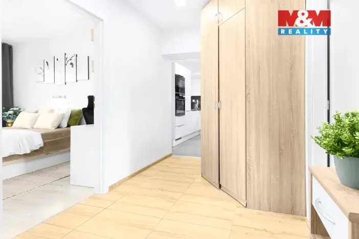 Prodej bytu 3+1, Tábor, Trocnovská, 80 m2