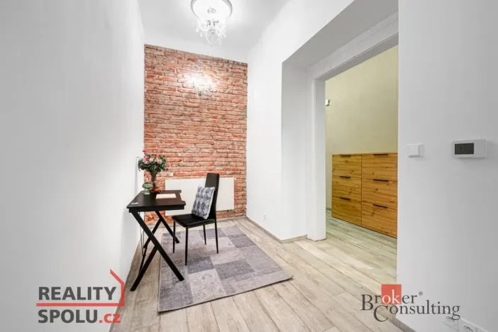 Prodej bytu 3+kk, Praha - Smíchov, Zborovská, 74 m2