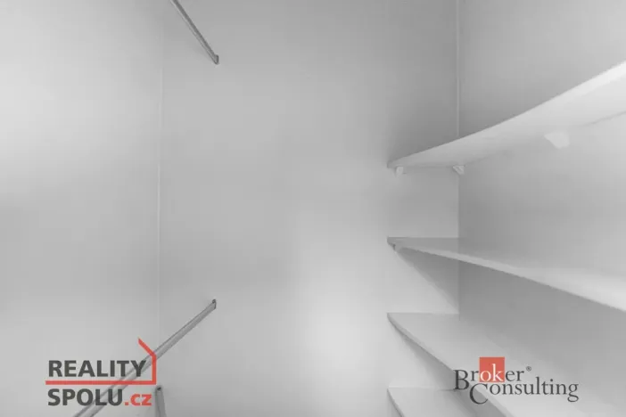 Prodej bytu 3+kk, Praha - Smíchov, Zborovská, 74 m2