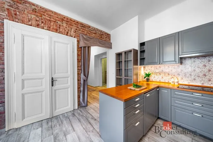 Prodej bytu 3+kk, Praha - Smíchov, Zborovská, 74 m2