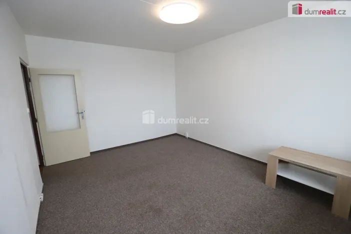 Prodej bytu 2+1, Hroznětín, Sídliště, 64 m2