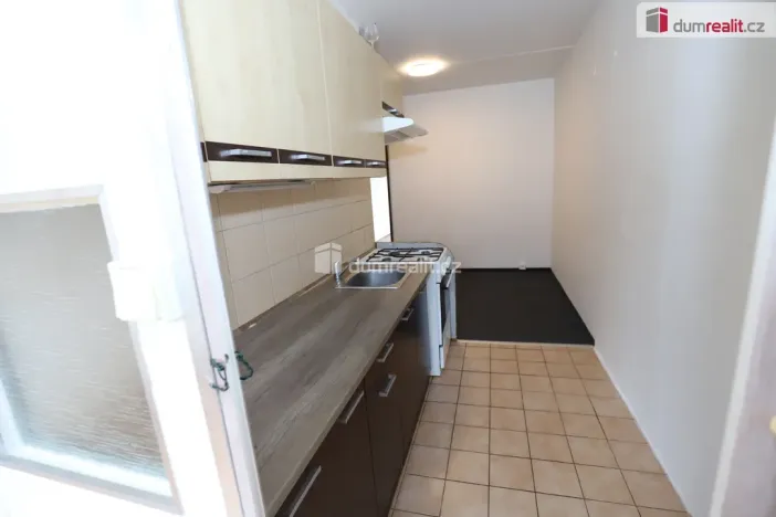 Prodej bytu 2+1, Hroznětín, Sídliště, 64 m2