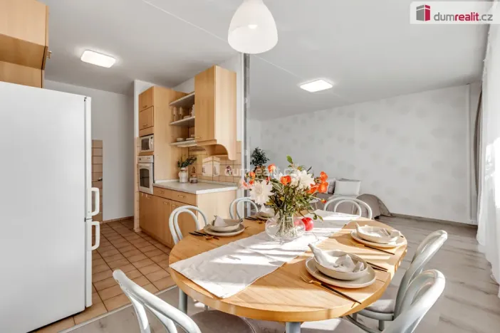 Prodej bytu 3+1, Praha - Stodůlky, Zázvorkova, 82 m2