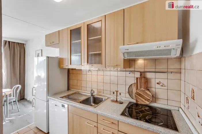 Prodej bytu 3+1, Praha - Stodůlky, Zázvorkova, 82 m2