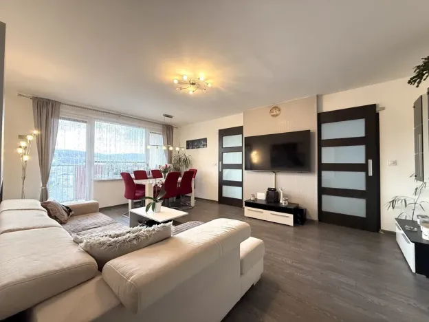 Prodej bytu 4+1, Šternberk, Uničovská, 75 m2