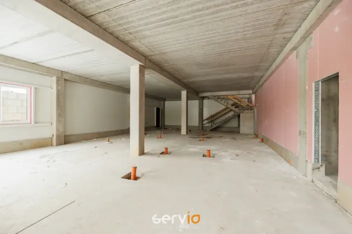 Pronájem skladu, Brno, Zaoralova, 1547 m2