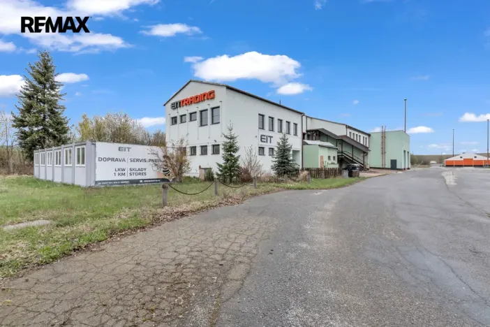 Prodej výrobních prostor, Okříšky, Za tratí, 2224 m2