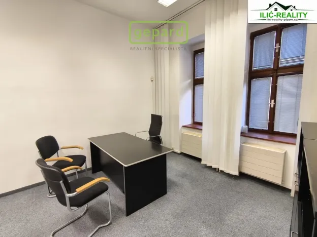 Pronájem kanceláře, Plzeň, Na Roudné, 45 m2