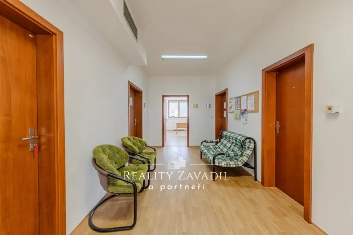 Prodej kanceláře, Jeseník, nám. Svobody, 356 m2