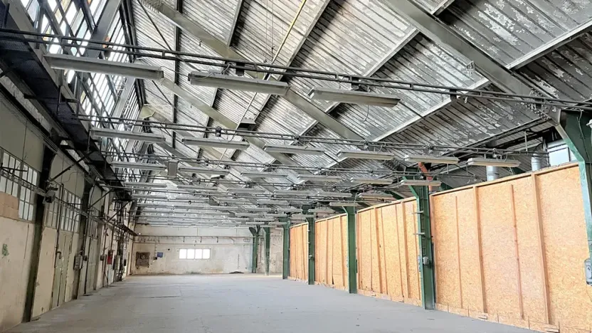 Pronájem skladu, Louny, Postoloprtská, 20000 m2