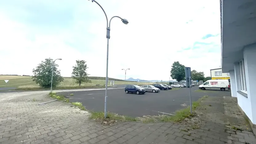 Pronájem komerčního pozemku, Louny, Postoloprtská, 2250 m2