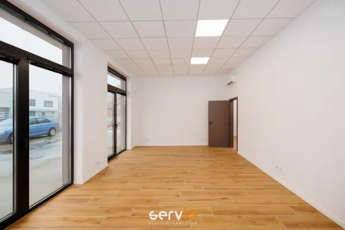 Pronájem kanceláře, Brno, Úlehlova, 94 m2