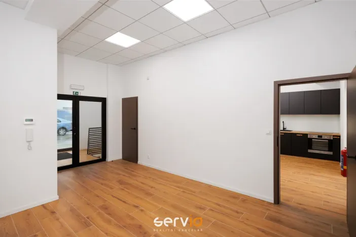 Pronájem kanceláře, Brno, Úlehlova, 94 m2