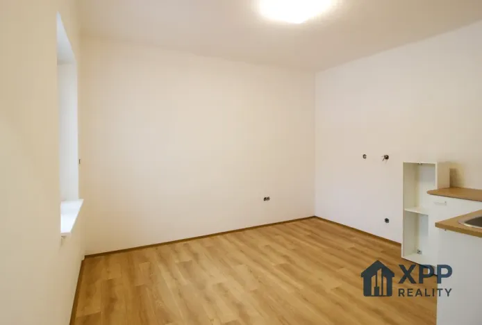 Pronájem bytu 1+kk, Chlum u Třeboně, 22 m2