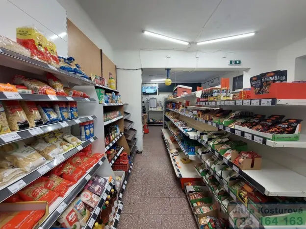 Pronájem obchodního prostoru, Krnov - Pod Bezručovým vrchem, Bruntálská, 60 m2