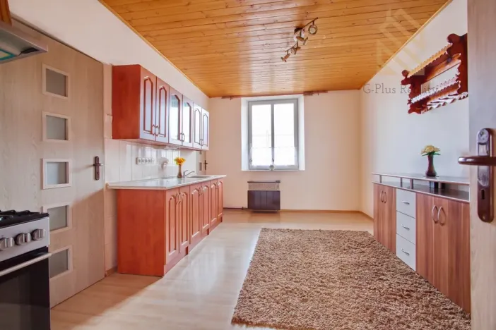 Prodej bytu 2+1, Louny, Husova, 63 m2