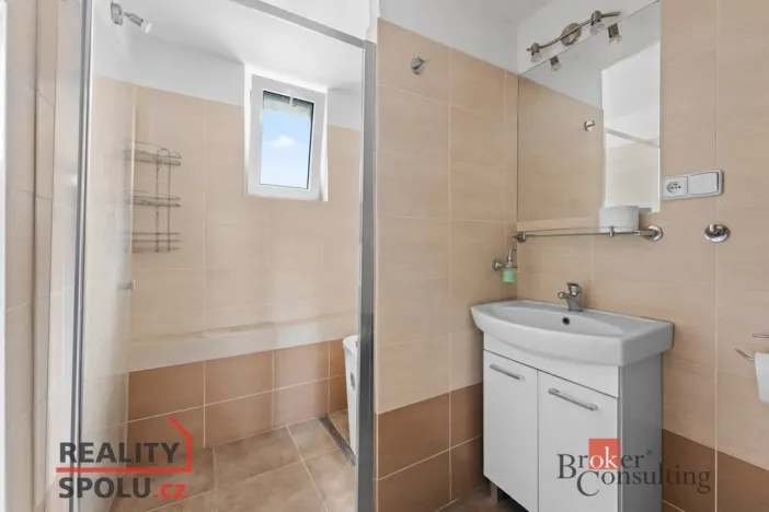 Prodej rodinného domu, Pardubice - Ohrazenice, Seifertova, 195 m2