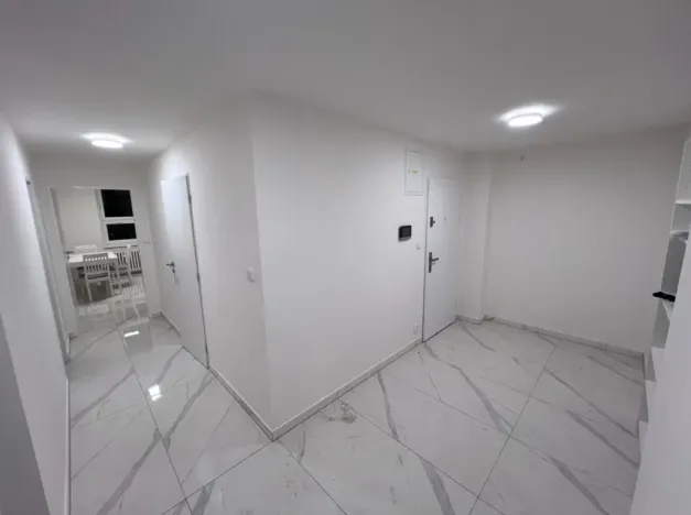 Pronájem bytu 2+1, Karlovy Vary, Koptova, 74 m2