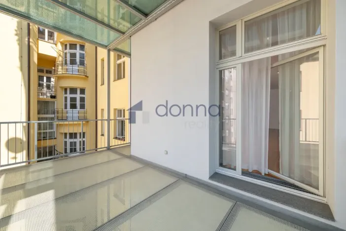 Pronájem bytu 3+kk, Praha, Laubova, 134 m2