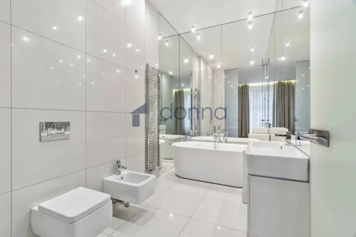 Pronájem bytu 3+kk, Praha, Laubova, 134 m2