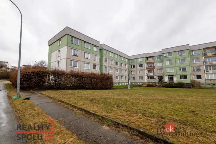 Prodej bytu 2+1, Plzeň - Severní Předměstí, Bzenecká, 61 m2