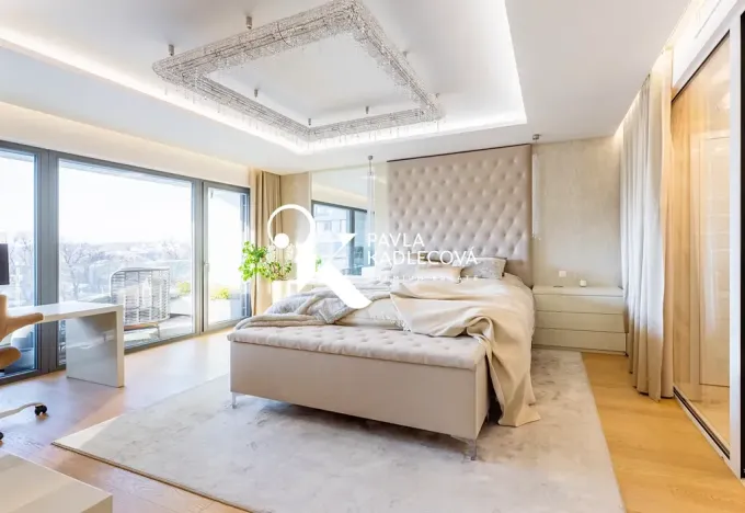 Prodej bytu 4+kk, Praha - Karlín, Karolinská, 200 m2