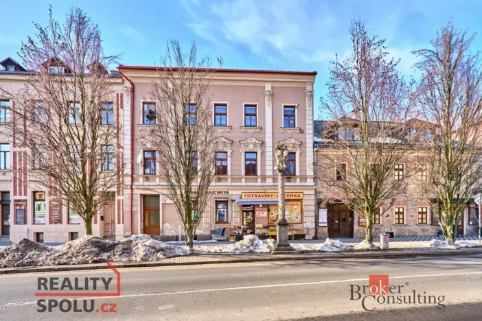 Prodej bytu 2+1, Nejdek, náměstí Karla IV., 70 m2