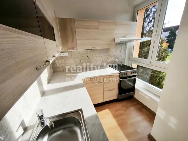 Pronájem bytu 3+kk, Kostelec nad Labem, Na Sídlišti, 58 m2