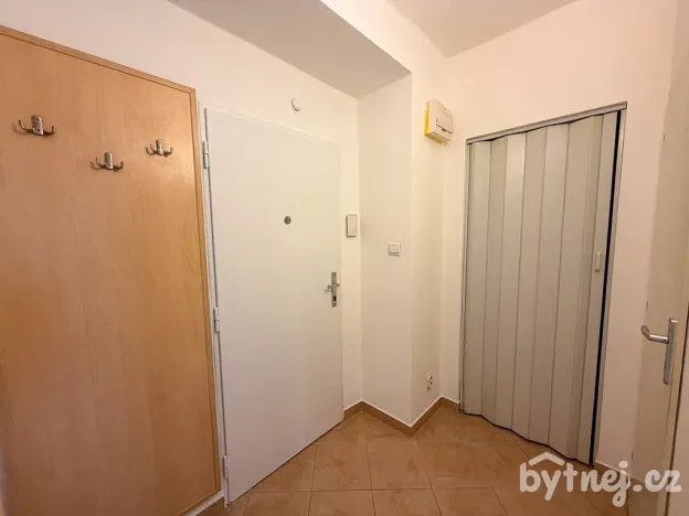 Pronájem bytu 1+kk, Olomouc - Nová Ulice, tř. Svornosti, 38 m2