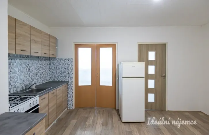 Pronájem bytu 2+1, Praha - Karlín, Nekvasilova, 41 m2